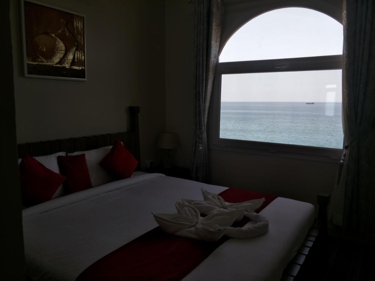 Sur Bandar Al Ayjah Hotel Apartments Ngoại thất bức ảnh