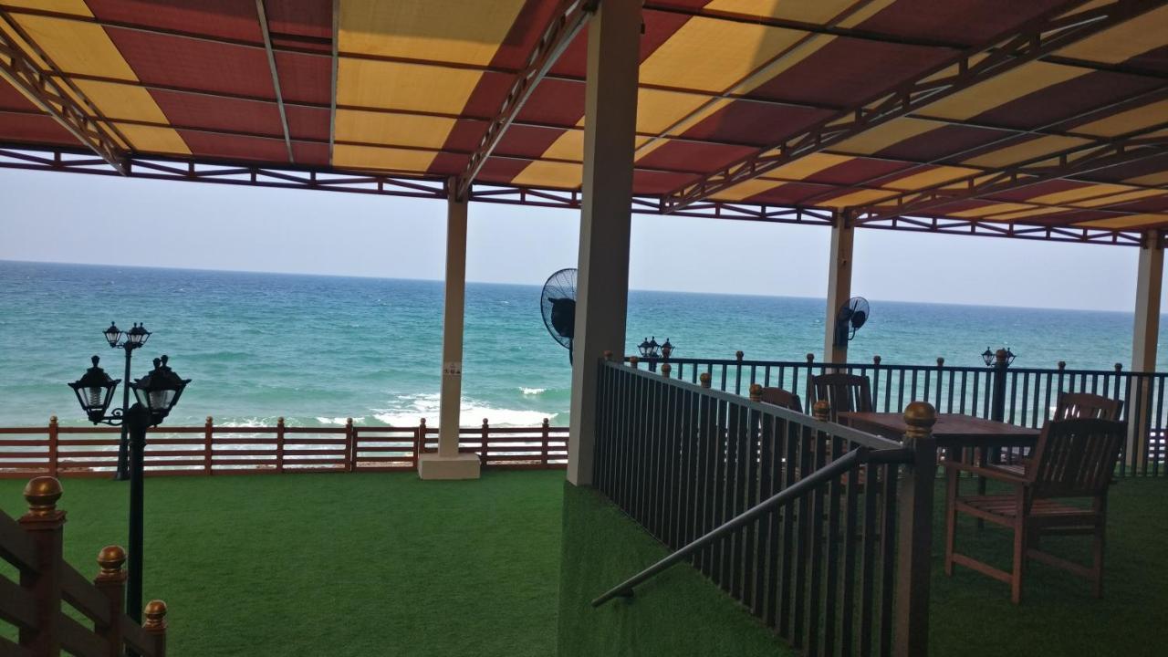 Sur Bandar Al Ayjah Hotel Apartments Ngoại thất bức ảnh