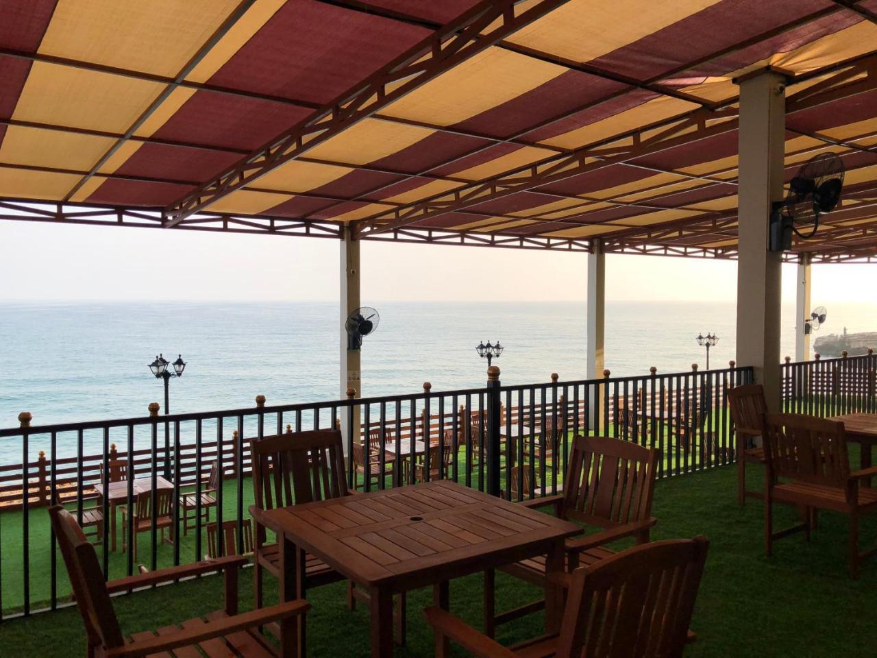 Sur Bandar Al Ayjah Hotel Apartments Ngoại thất bức ảnh
