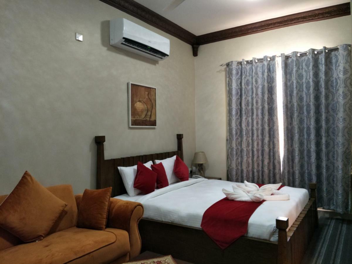 Sur Bandar Al Ayjah Hotel Apartments Ngoại thất bức ảnh